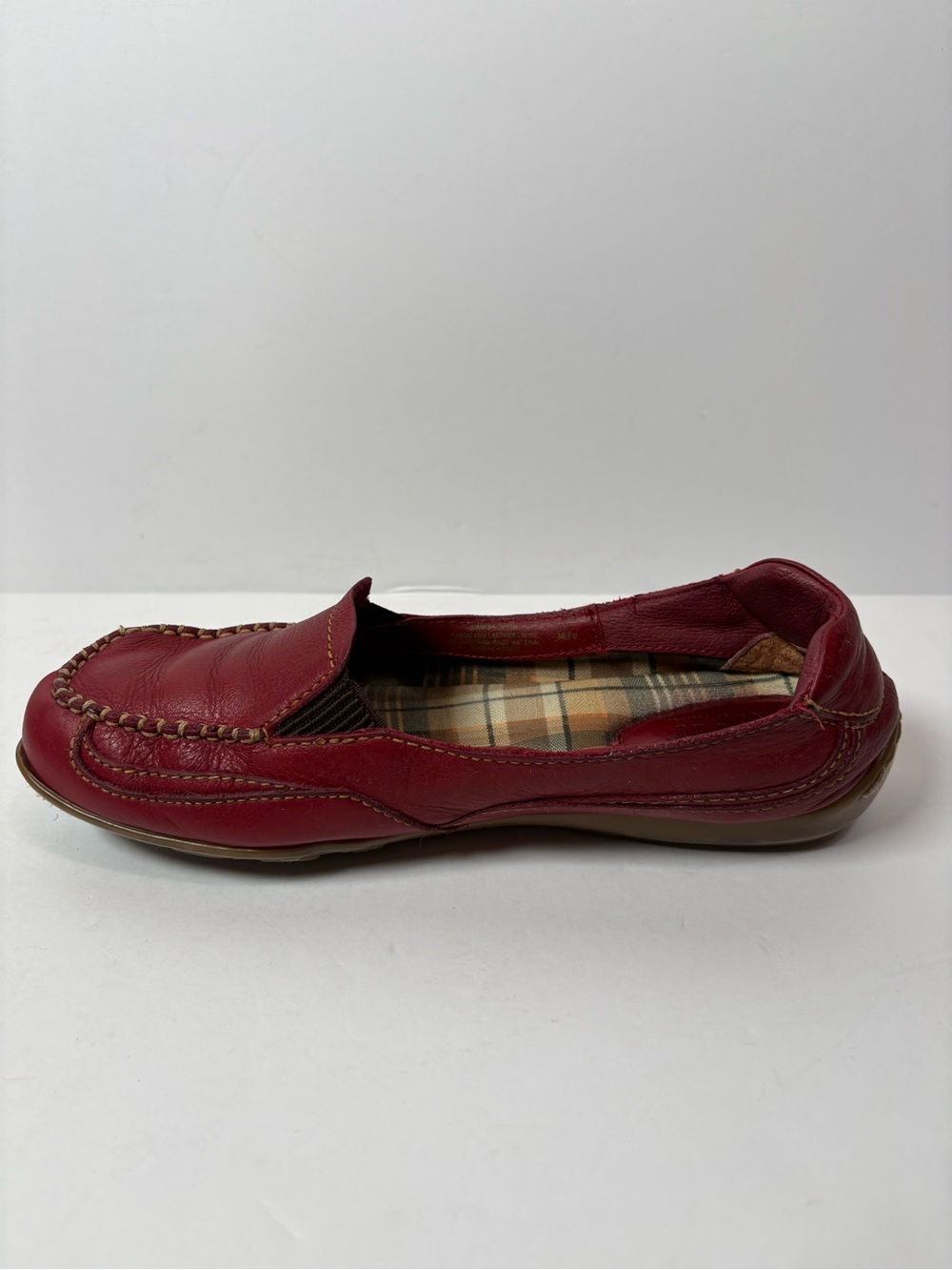 Born Red Leather Slip On Loafers Women's Sz 7.5 Shoes - Picture 8 of 16